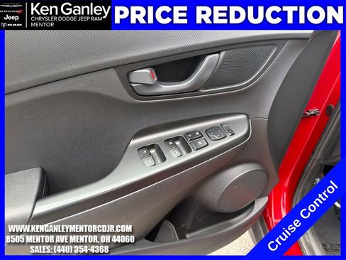 Used 2021 Hyundai Kona SE AWD/4WD image 11