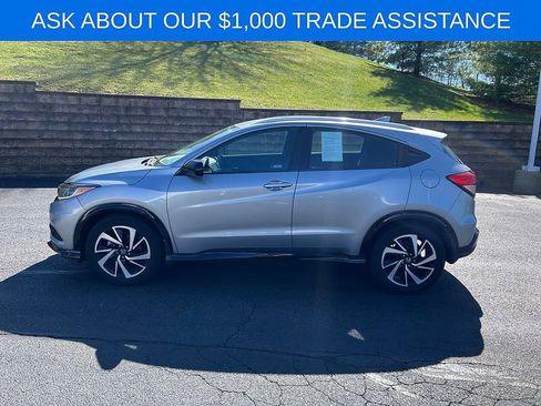 Used 2019 Honda HR-V Sport image 8