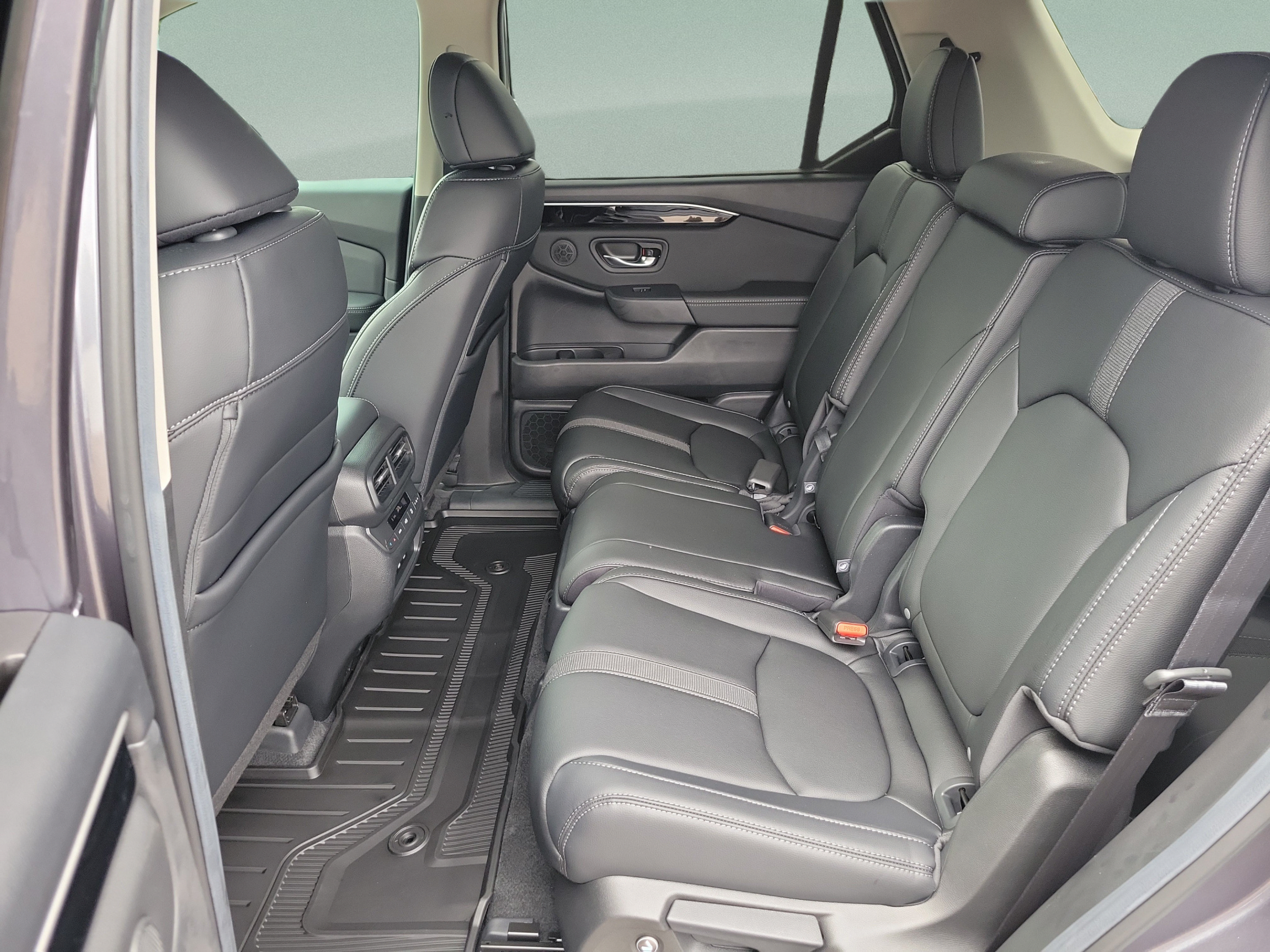New 2026 Honda Pilot EX-L image 9