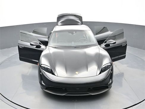 Used 2023 Porsche Taycan w/ Premium Package image 30