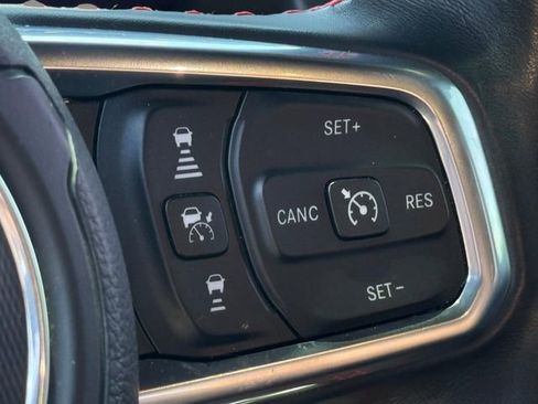 Used 2022 Jeep Wrangler Rubicon w/ LED Lighting Group AWD/4WD image 18