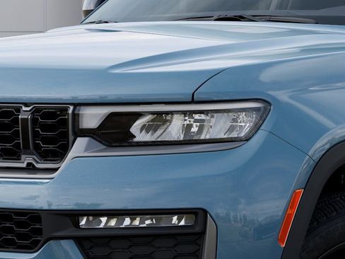 New 2026 Jeep Grand Cherokee L Limited RWD image 10
