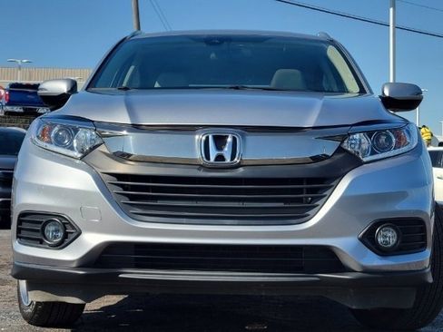 Used 2021 Honda HR-V EX image 2