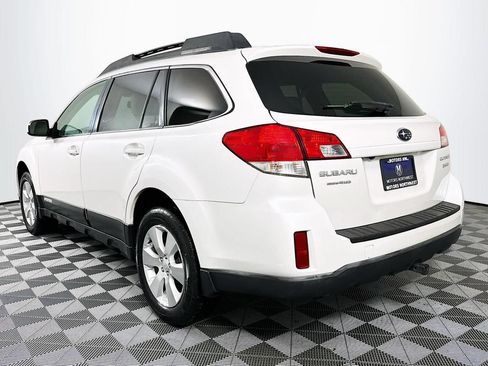 Used 2010 Subaru Outback 3.6R Limited AWD/4WD image 7