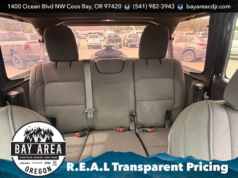 Used 2022 Jeep Wrangler Unlimited Sport AWD/4WD image 25