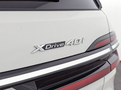 Used 2025 BMW X7 xDrive40i w/ Parking Assistance Package AWD/4WD image 12