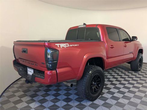 Used 2016 Toyota Tacoma TRD Sport w/ Towing Package RWD image 5