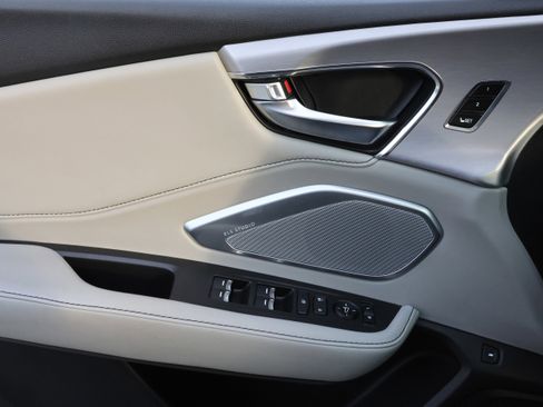 Used 2021 Acura RDX FWD w/ Technology Package image 12