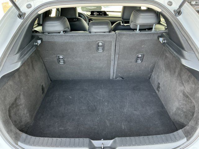 Used 2025 MAZDA CX-30 AWD 2.5 S w/ Preferred Package image 18