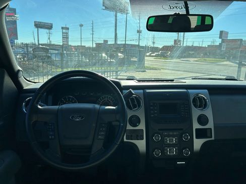 Used 2013 Ford F150 XLT w/ Luxury Equipment Group image 19