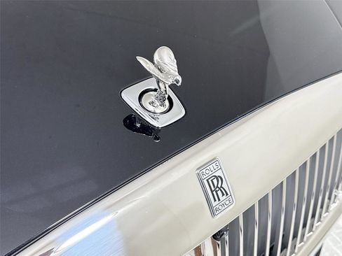 Used 2024 Rolls-Royce Spectre w/ Spectre Launch Package image 32