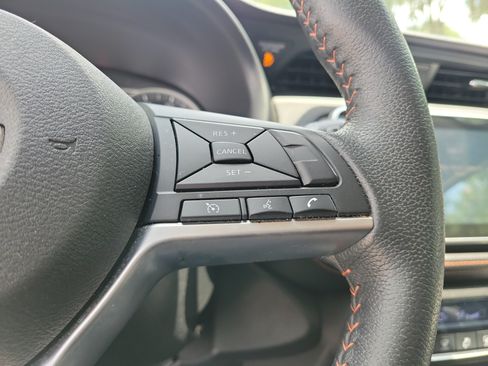 Certified 2020 Nissan Kicks SR w/ SR Premium Package FWD image 25