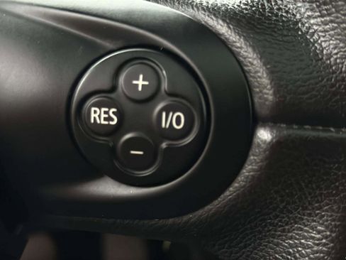 Used 2011 MINI Cooper Hardtop image 33