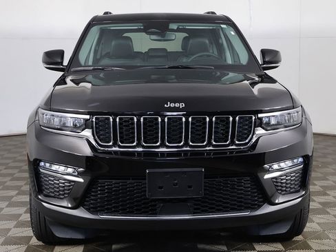 Used 2023 Jeep Grand Cherokee Limited AWD/4WD image 12