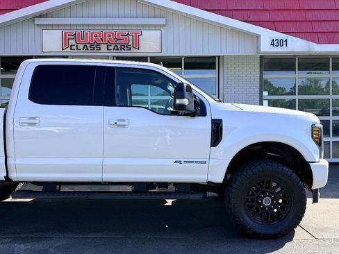 Used 2019 Ford F250 Lariat w/ Lariat Ultimate Package image 12