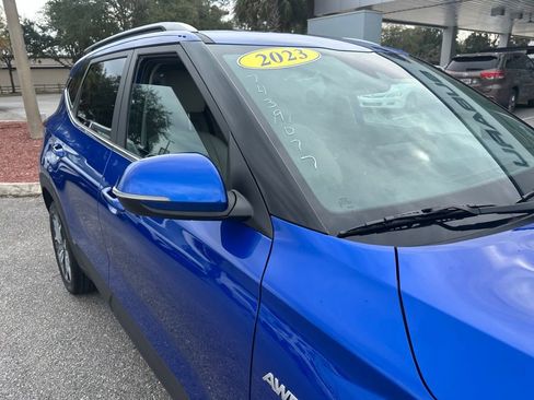 Used 2023 Kia Seltos EX image 15