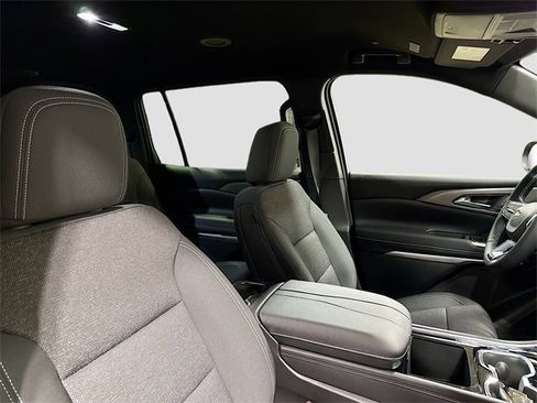 New 2026 Chevrolet Traverse LT w/ LPO, Floor Liner Package image 33