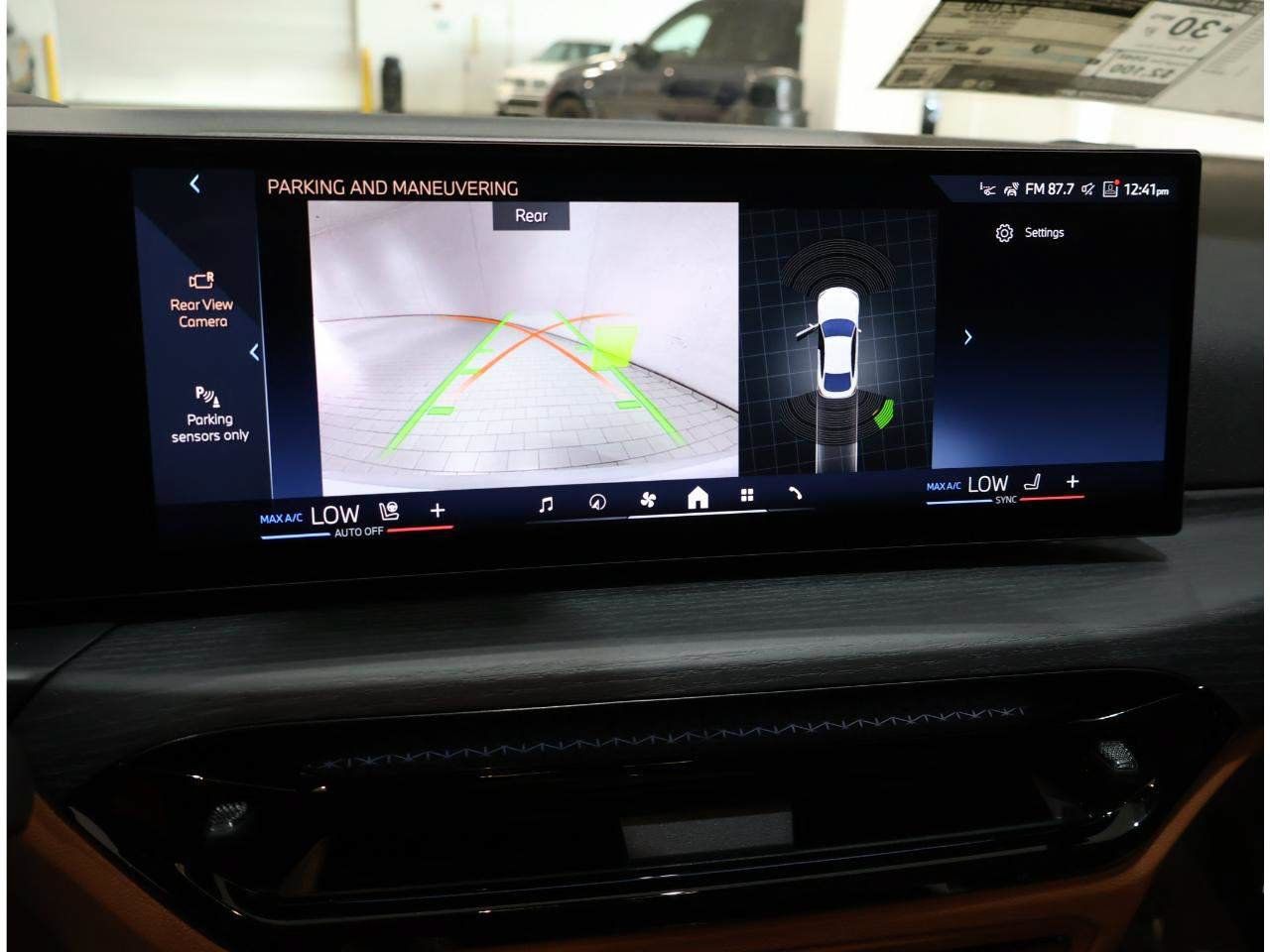 New 2026 BMW 430i w/ M Sport Package RWD image 19