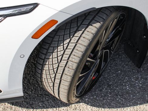 Used 2022 Volkswagen GTI Autobahn image 42