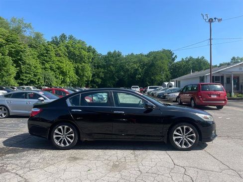 Used 2013 Honda Accord Sport image 4