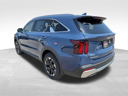 New 2026 Kia Sorento S FWD image 5