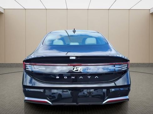 New 2026 Hyundai Sonata SEL FWD image 8