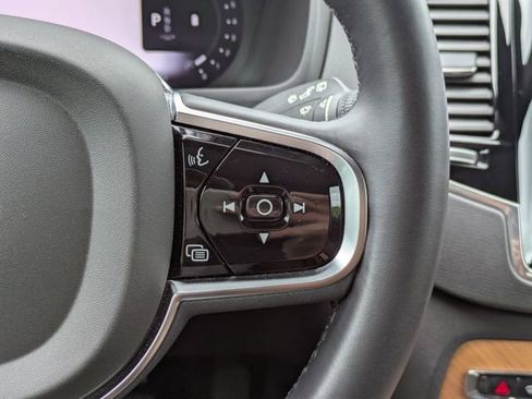 Certified 2023 Volvo XC90 B6 Plus AWD/4WD image 34