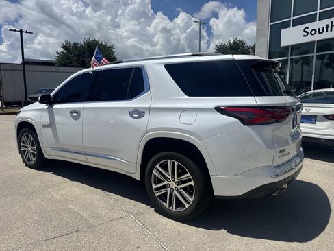 Used 2023 Chevrolet Traverse High Country w/ LPO, Floor Liner Package FWD image 7