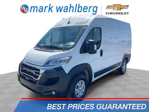 Used 2024 RAM ProMaster 2500 w/ Quick Order Package 22G SLT FWD image 1