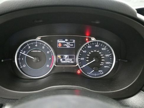 Used 2017 Subaru Crosstrek 2.0i Limited image 9