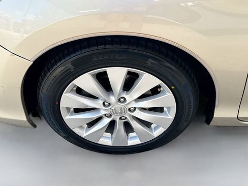 Used 2015 Honda Accord EX-L image 36