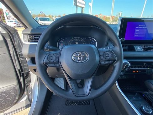 New 2025 Toyota RAV4 XLE image 17