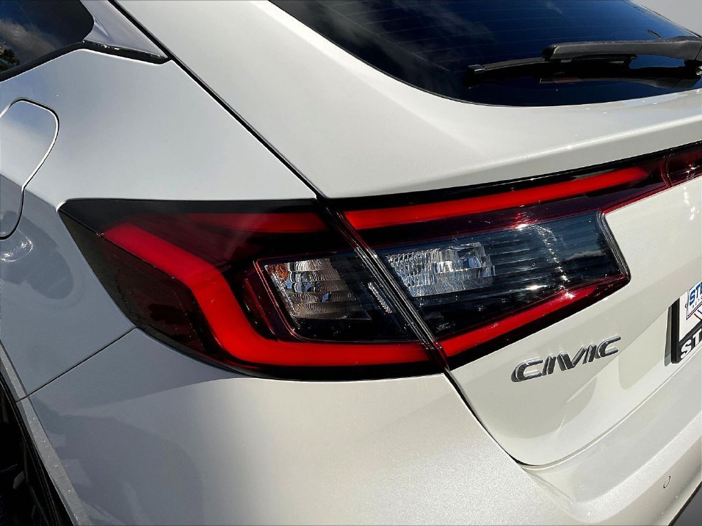 Used 2022 Honda Civic Sport Touring image 25