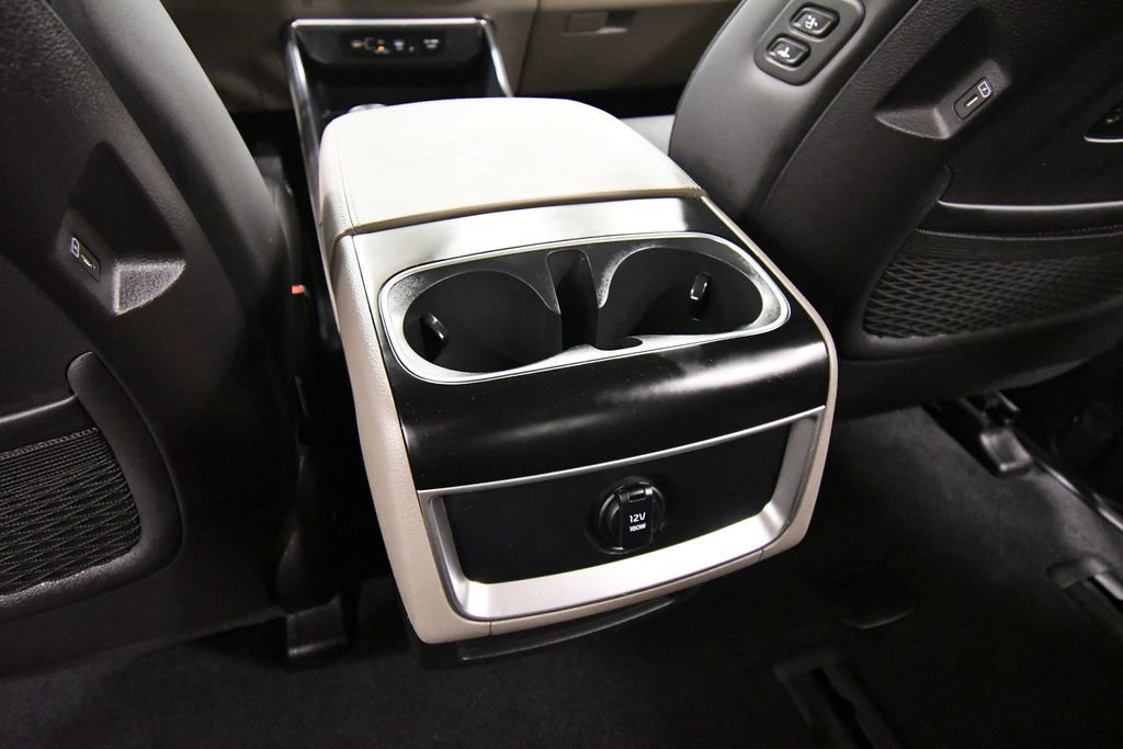 Certified 2026 Kia Carnival EX FWD image 16
