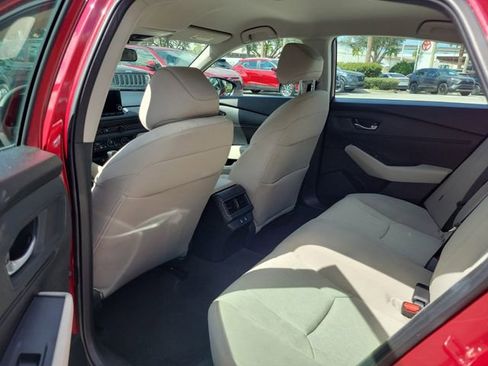 Used 2025 Honda Accord LX image 7