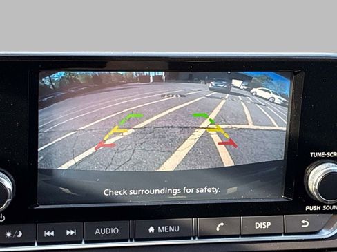 Used 2024 Nissan Altima 2.5 S FWD image 28