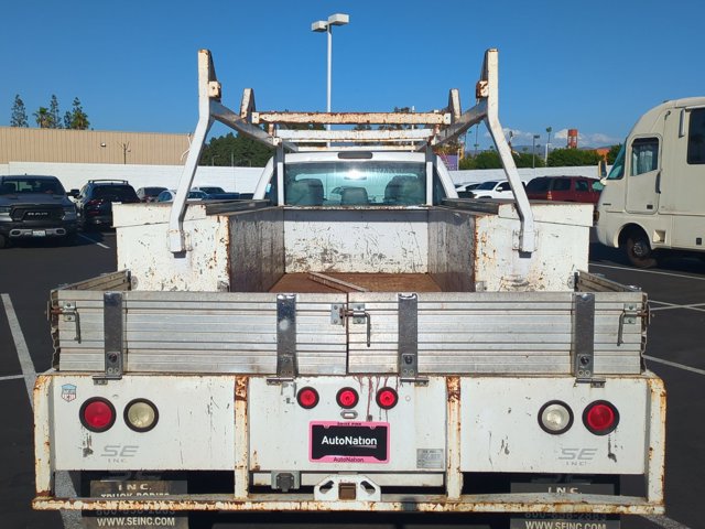 Used 2015 Ford F550 2WD Crew Cab Super Duty image 6