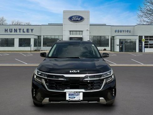 Used 2025 Kia Seltos SX w/ SX Sunroof Package AWD/4WD image 2