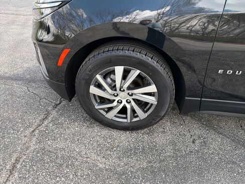 Used 2023 Chevrolet Equinox LT image 28