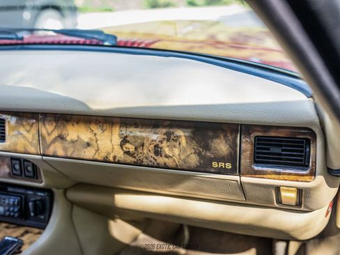 Used 1996 Jaguar XJS 4.0 Convertible RWD image 38