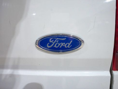 Used 1997 Ford F250 XLT image 25