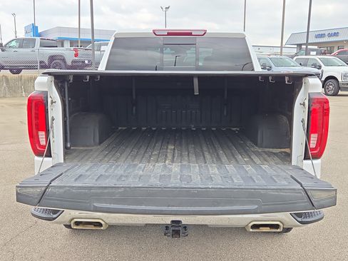 Used 2024 GMC Sierra 1500 SLT w/ SLT Premium Plus Package AWD/4WD image 14