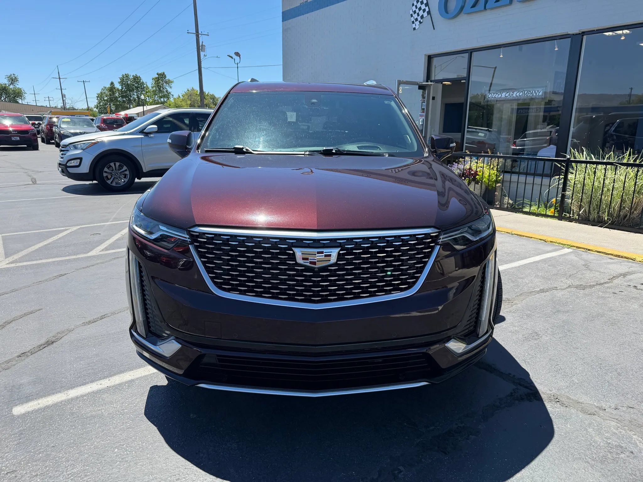 Used 2020 Cadillac XT6 Premium Luxury AWD/4WD image 2