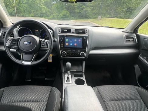 Used 2019 Subaru Outback 2.5i Premium AWD/4WD image 11