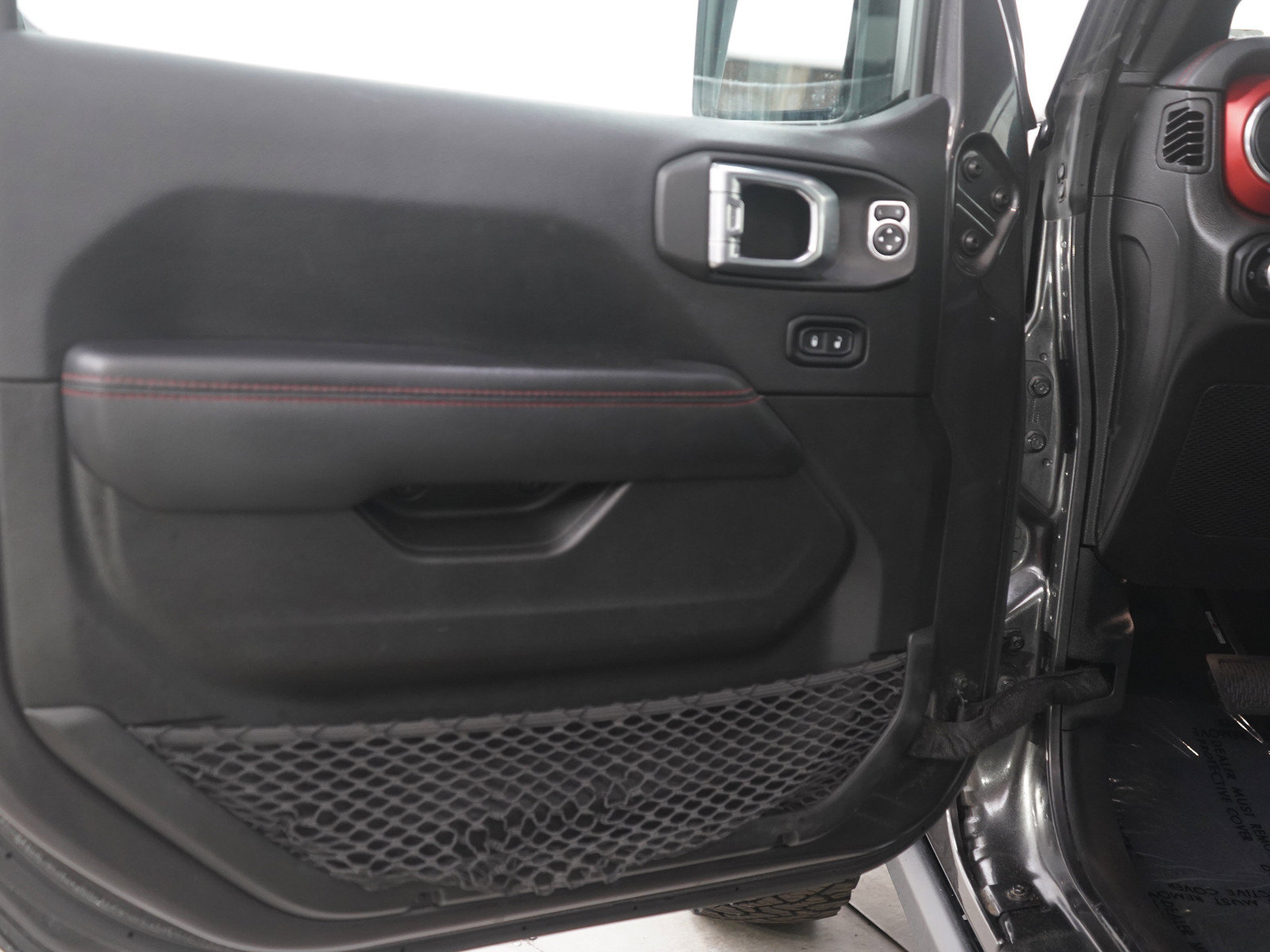 Used 2022 Jeep Gladiator Rubicon w/ Trailer Tow Package AWD/4WD image 19