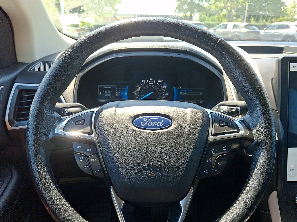 Used 2024 Ford Edge SEL AWD/4WD image 19