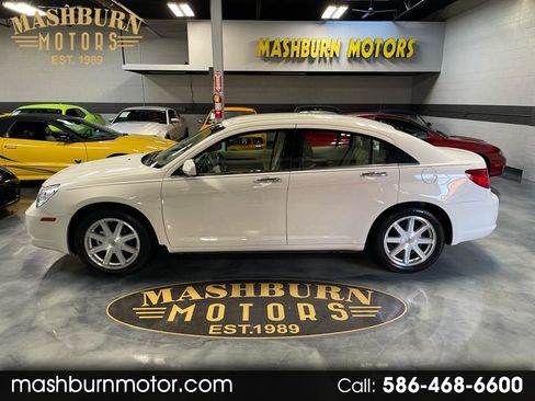 Used 2008 Chrysler Sebring Limited image 1