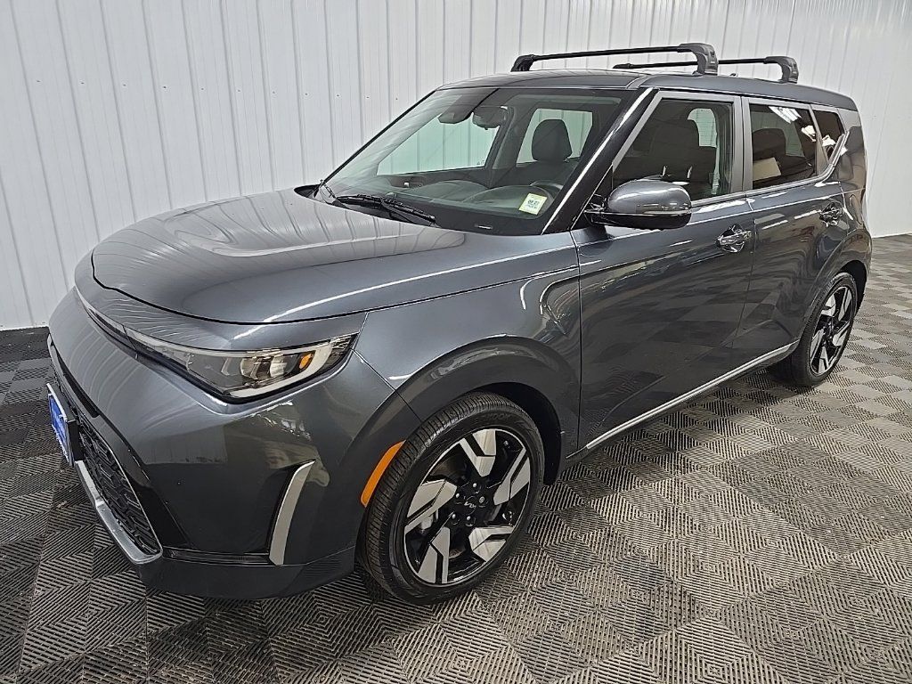 Used 2025 Kia Soul GT-Line w/ GT-Line Technology Package FWD image 8