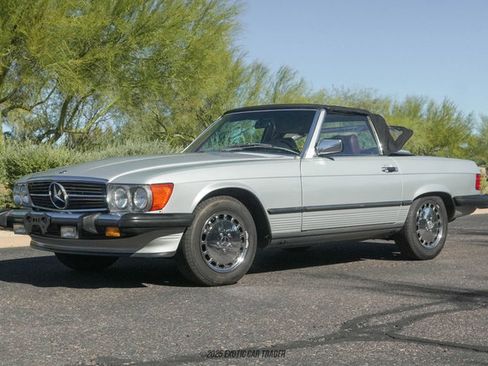 Used 1989 Mercedes-Benz 560 SL image 18