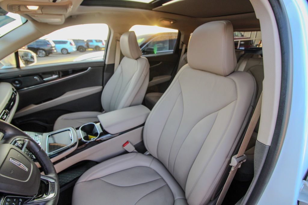 Used 2023 Lincoln Nautilus Reserve w/ Equipment Group 201A AWD/4WD image 15
